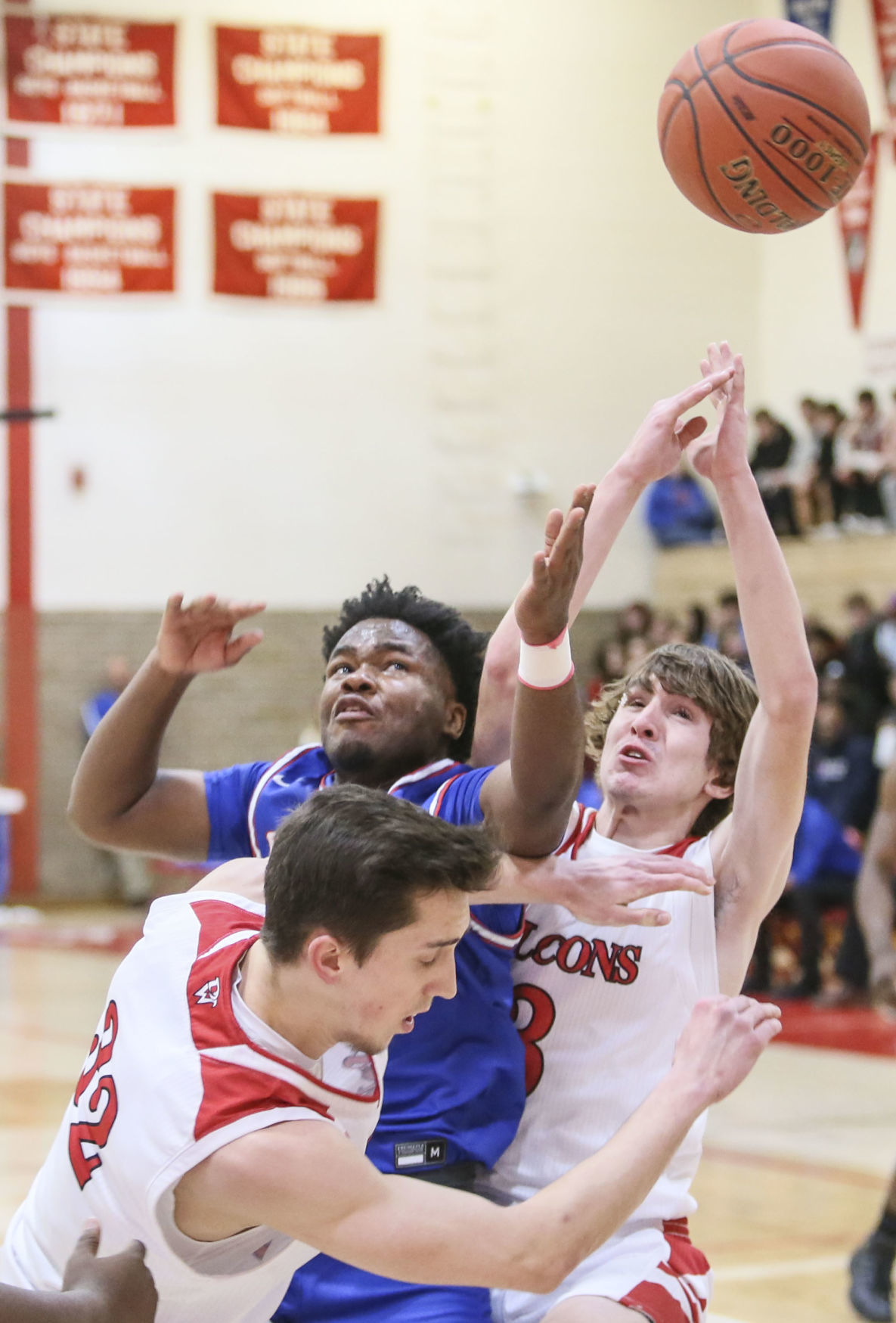 021120-qc-spt-cent-west-hoops-14.JPG